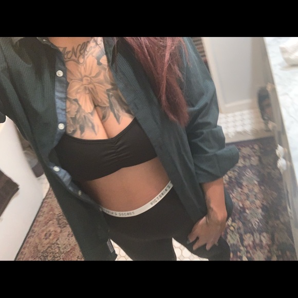 Penguin medium button up long sleeve - Picture 5 of 5